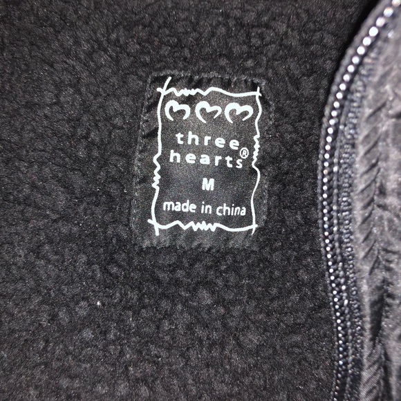 Vest - Picture 2 of 4